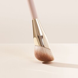 Liquid Touch - Foundation-Pinsel